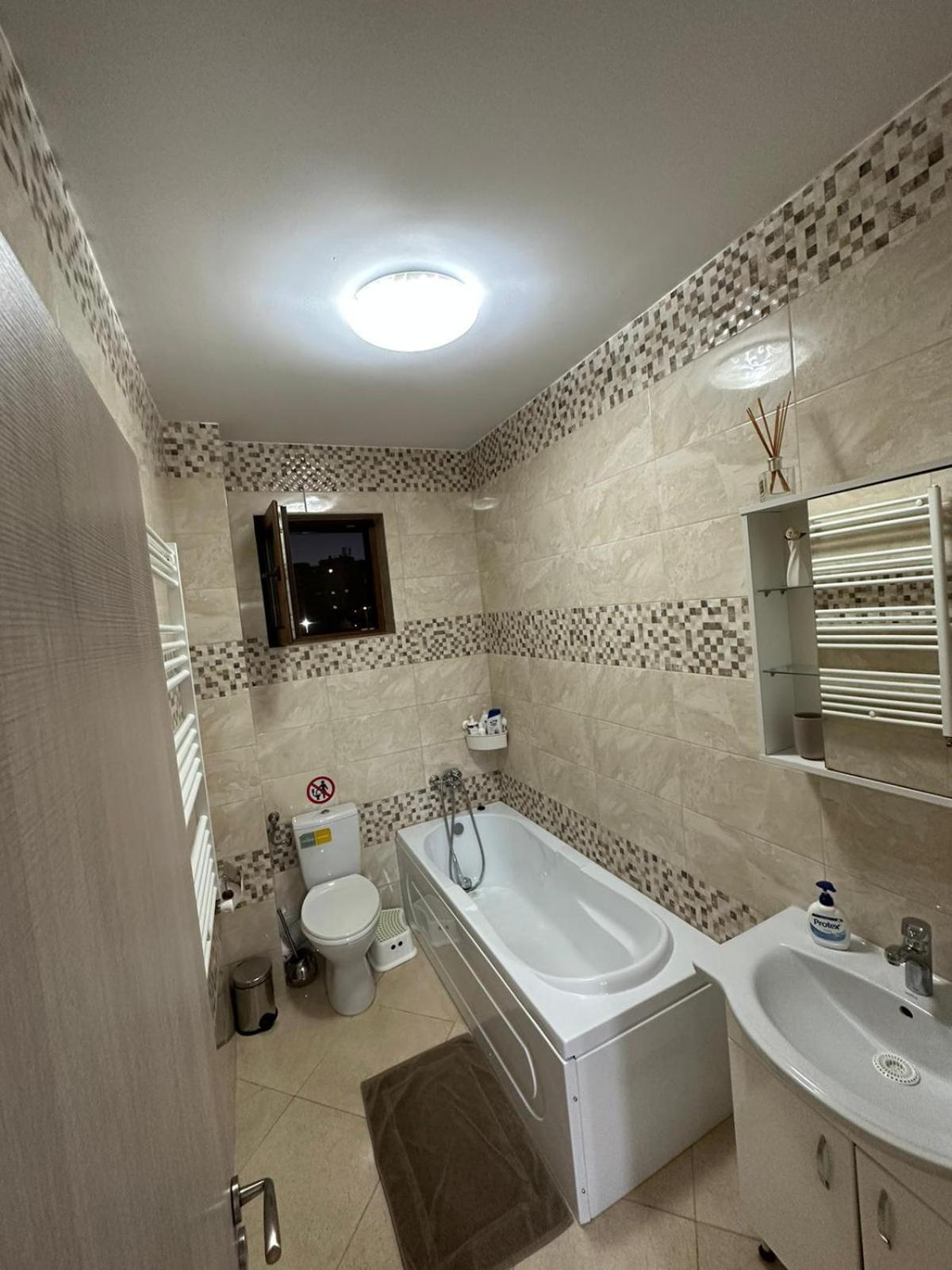 Apartament In Cartierul Verde ! Apartment Bucureşti Exterior foto